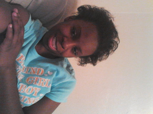 shortiiballout3's profile picture. like 2 skate play basketball and soccer n jus hang out wit friends and ppl that I love the most