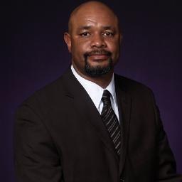 President of Aurora's @NAACP & proud member of @AuroraGov's Budget & Golf Comms. Master of Public Admin & Education. Family, education, & inclusion #OurAurora
