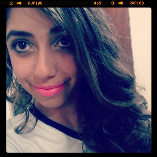 Heeeey αmoor ; 
umα gαrotα com objetivos, com plαnos, & sonhos. que nuncα se deixα vencer por coisαs inúteis.