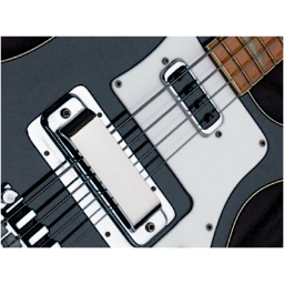 とあるヲタクな人です。リツイート成分90％以上配合。いつか欲しいな、Rickenbacker 4001。リードボーカルなベーシスト(予定は未定)。またいつかどこかでお会いしませう。