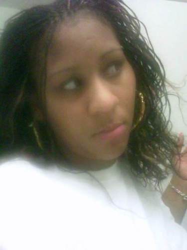 I'm Light-Skinned, 5`7, an Nice as Figure. I'm Cool As Hell Once u Get 2 Know Me, Just Don't Cross Me :-) ! I Have 2 Wonderful Kids 'Ja'Quez&Jah'Trayvious&Ja'Qy