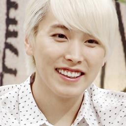 Elf, Sone, A+, VIP, Shawol, Boice, Bana, Baby, EXOtic, BlacJack Directioner & Belieber | Onew ♥ SeunGri ♥ G.O ♥SungMin♥HyoHyun♥Dara♥ Vocalista principal do LKR