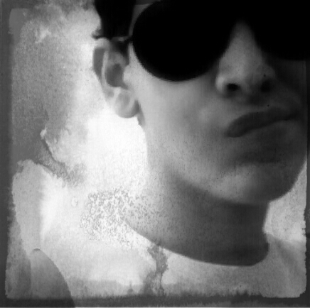 Segue se quiser, eu sou um doido sem amigos que só tweeta besteira U_U Bjs pros recalques :*