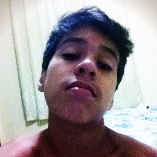 I'm here to make you happy, i'm here to see you smile. I love you my prince. /@luanaabarros