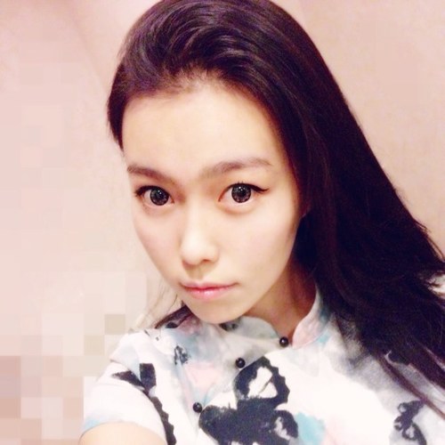 QiqiDd's profile picture. Bonjour, Mon Cher papa