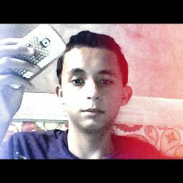 16 anos, virginiano, chato, insuportável, criticado por uns e amado por muitos. Sigo todos de volta .