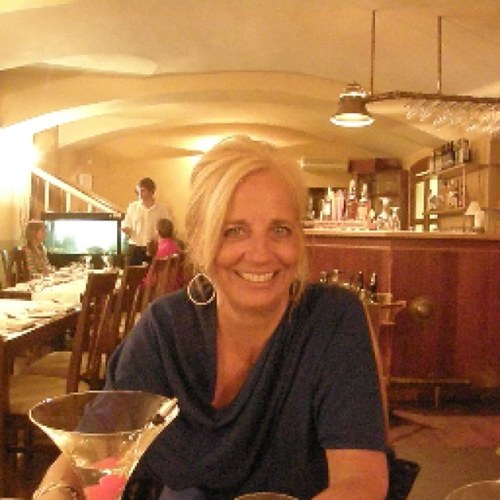 Home_Exchanging's profile picture. Love Costa Rica & home exchanging. Follow as I vacation around the world with home exchanges and learn some tips & advise to do it yourself. Ready, Set, Travel!