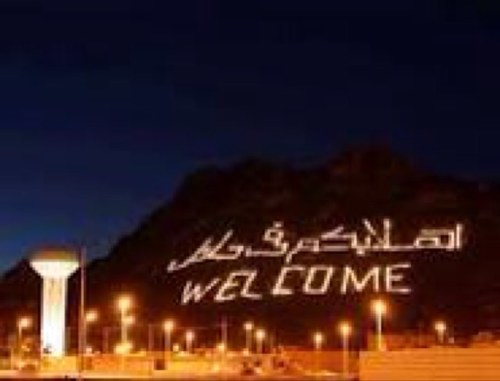 حساب للجميع .. يهتم كثيراً بالشأن الحائلي .. نساعدكم في نشر تغريداتكم وإبداعاتكم .. فقط أرسل ونحن ننشر