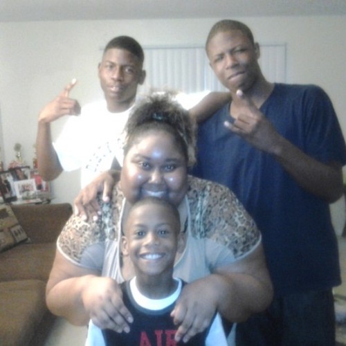 #teamLakers #teamGemini #teamcollegegirl
