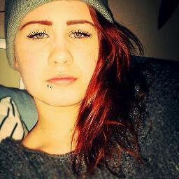 16 jaar | love to sing | love, faith & hope.  | live, laugh, love ♥ | love my family.
Ilovewifey ♥ xx @xxshirienxx