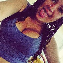 ((: Ciumesntta, meio baxiinhá , encorpadá briguenta , chocolate , moraguinho brigadeiro , ((((: UMPOCODEMIM , AMO QEM MEAMA  u.u '!,,.