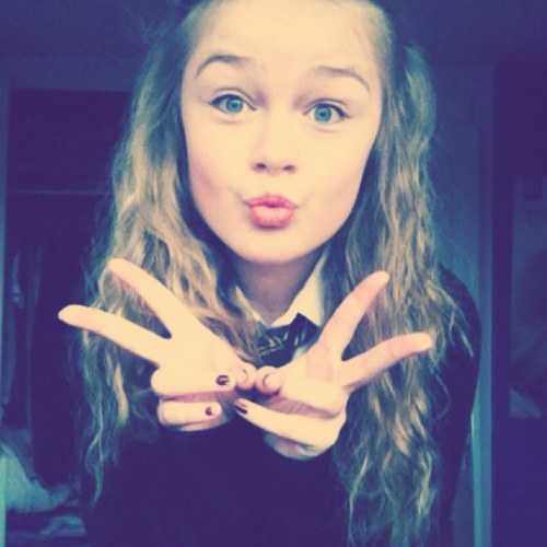Dont follow your dreams follow me. 1D, 5SOS&McFly are ma' boys;)))