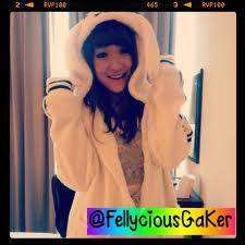 u/ kenyamanan anda silahkan unfoll FB ni secepat'y krna FB ni bukan lg ownMess & minMozz yg pgang, klian bs follow kita di @FellyciousKeras