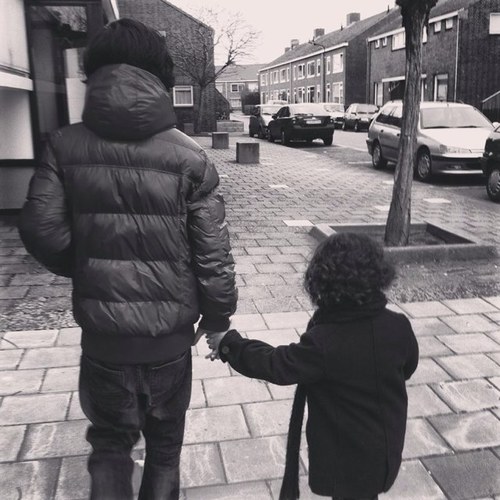 vlissingen, moeder van 4 super kids, jurist, niet te veel bladiebla maar wel gezellig!!
