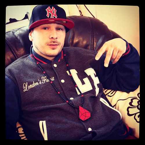 Kkokesgyal4life's profile picture. #USG @KokeUSG 4life,when ιt comes to him&his lyrics ιt comes from the heart,parp parp parp..♥