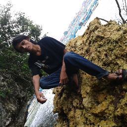 kokblekok's profile picture. walau sifat n klakuan aq gk bner,,,,
 tp q gk mw alo hrs ngrugiin orng,,,,,
 pa lg  iri n dengki ma orng....
 ikh..... amit: da...........