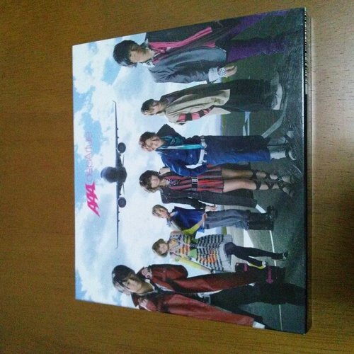 フォローありがとうございます(*^-^*)状態は家庭保管レベル(普通)です。ちょこちょこ増やしていきますので、たまに覗いて下さい。(*^-^*)質問や値段交渉はお気軽にどうぞ。(^^)