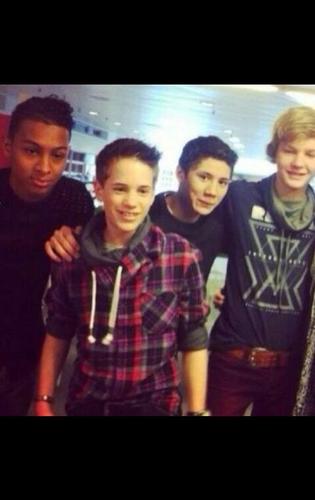 NORD love ♥ addicted to 4 boys @reinduif  @0547daan @nilskaller @owenplayfair ♥
NF=FB ♥ #Proudmainiac ♥ #TeamNORDlove ♥
