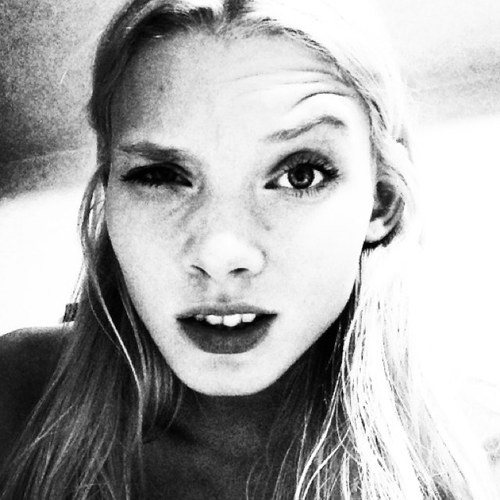 DariaZva's profile picture. 