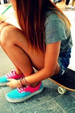 Hi i'm a Directioner love Niall! I'm fun & nice, sometimes i'm wierd & crazy..