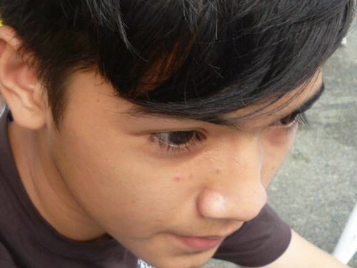 Hanya lelaki biase... My facebook: amyrol fahmy.. My instagram: saya_mirol.. My weChat: saya mirol..