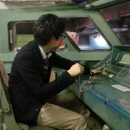 准教授@立命館大学電子情報工学科。博士(情報学)。専門はレーダー技術を基盤とする波動計測情報処理。主に車両や人体の微細な運動解析とその応用が研究の興味。大分県佐伯市(旧宇目町)出身。大分高専制御情報→京大電気電子→京大通信情報→立命電子情報→富山県大知能ロボ→立命電子情報。サガシリーズとラブデリ系が好きなレトロゲーマー