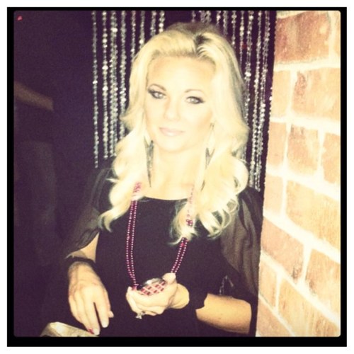 Flawlessbars's profile picture. I am the owner and operator of an Airbrush Tanning Studio in Kirkland WA.  Eastsiders can now get a safe and natural looking tan year round.