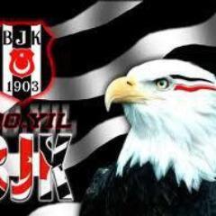 futbol fanatiği
baketbol fanatiği