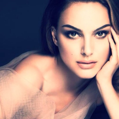 Hi, I'm Jane Foster. A scientist first. I'm shy, sweet, and brave. I don't care how long it will take; I will find Thor. ❤ #RP