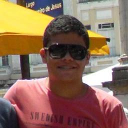 Não viva para que sua presença seja notada, mas para que a sua falta seja sentida..