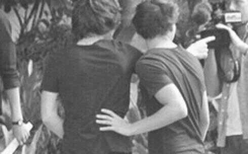 justaromance's profile picture. louis&harry