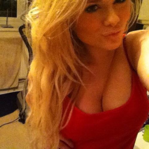 coco_conn's profile picture. 