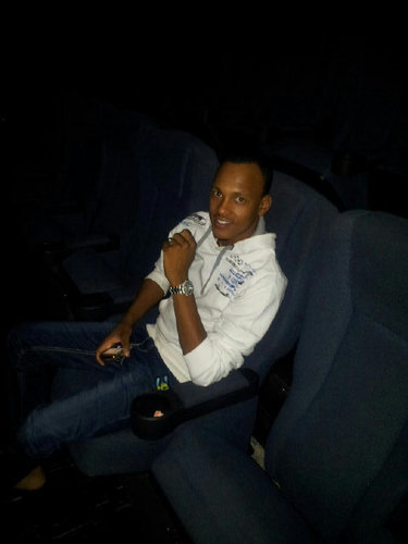 I am a simple dude I love meeting new friend from everywhere in world..