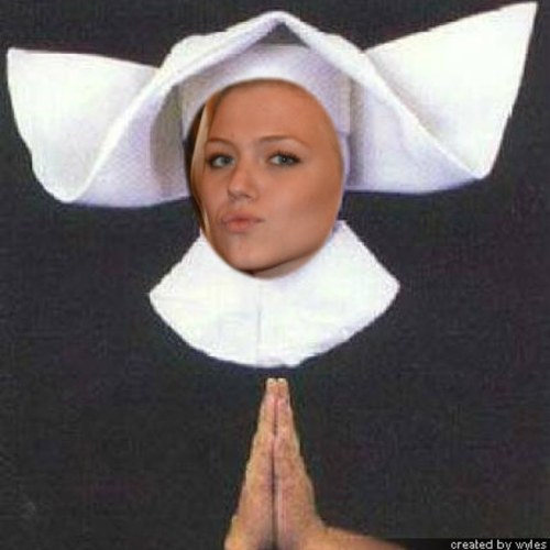 tess_ticklez's profile picture. The things