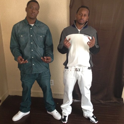 Gettin money nothing in between #HNIC GANG