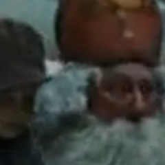 SantaPutero's profile picture. Yo solía ser un hombre disfrazado de Santa Claus hasta que el mesonero me corrompió. Ahora reparto felicidad en el mesón. BFF con Thénardier.