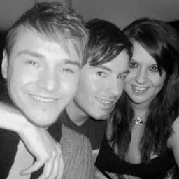 IM_Z_LIST's profile picture. I'm a Major League Sucker Up, no one Clings on to Celebs quite like Me!
#ImAClingon