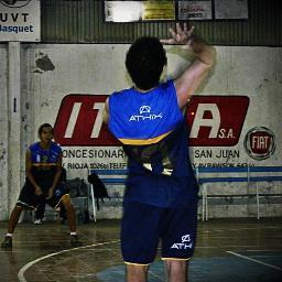 Jugador de #UPCN #3. Mi amor por RIVER ♥ es incomparable!