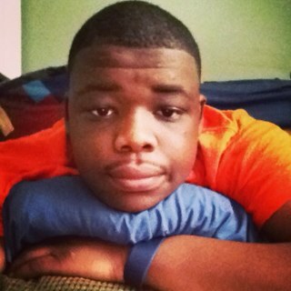 I'm Cyrus. 16. Junior Status. C/o 2014. Music and baseball are my passion. Follow me and my bestfriend @Mickey_JH