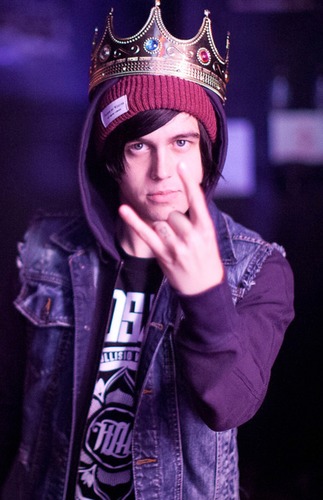 #RP|FL @IK8lynQuinn is a butt. Kellin is the name. Killin your ovaries is the game.