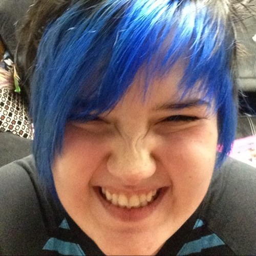 OceansxDaughter's profile picture. The world is round; it has no point.