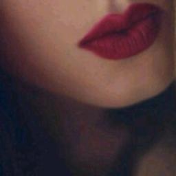 ___Me__You's profile picture. و رغبتيَ الدائمہ بِ البقاءُ بجانبُكِ لا تفنىَ .