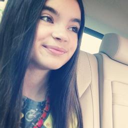 Hi I'm Cleo! Every Cloud has a silver lining.  Besties: @ImAlannaFickman and @TheCrystalSull You're  Awesome [Not Landry, she is @Landry_Bender ]