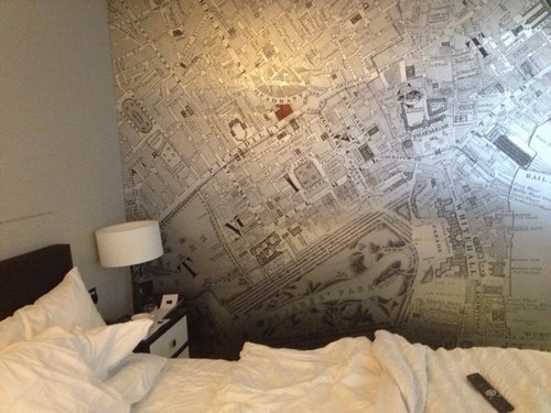 Ceeveedub's profile picture. Woman, procrastinator, painter, midwife