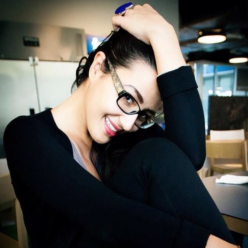 I am the author of my own destiny. Trained by experience and learned through failures. I'm simply me ! Ilham Mezyan.