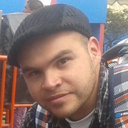 Docente de Lenguaje, Investigación y Comunicación.