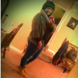 I Love You ♡ I smile more than I breathe. Blessed w/ the best family & friends., independent & happy.♥♥ 
kik queentavyy