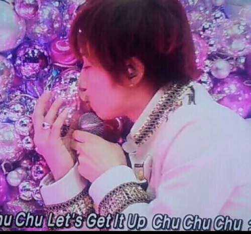 2012. 5.28Twitter始めました。キスマイ、KAT-TUN、ABCーZ、 SnowManが大好きな主婦です。よろしくお願いします。