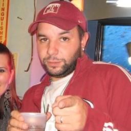 udking1's profile picture. People for people. lift others up.