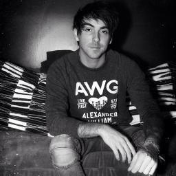 AlexAllTimeLew's profile picture. Approximately 10 minutes late to the gynecologist.